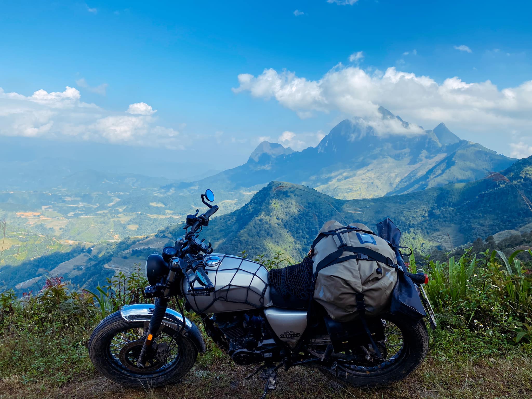 Scenic ride through M Pass, Mau Due, and Lung Ho.