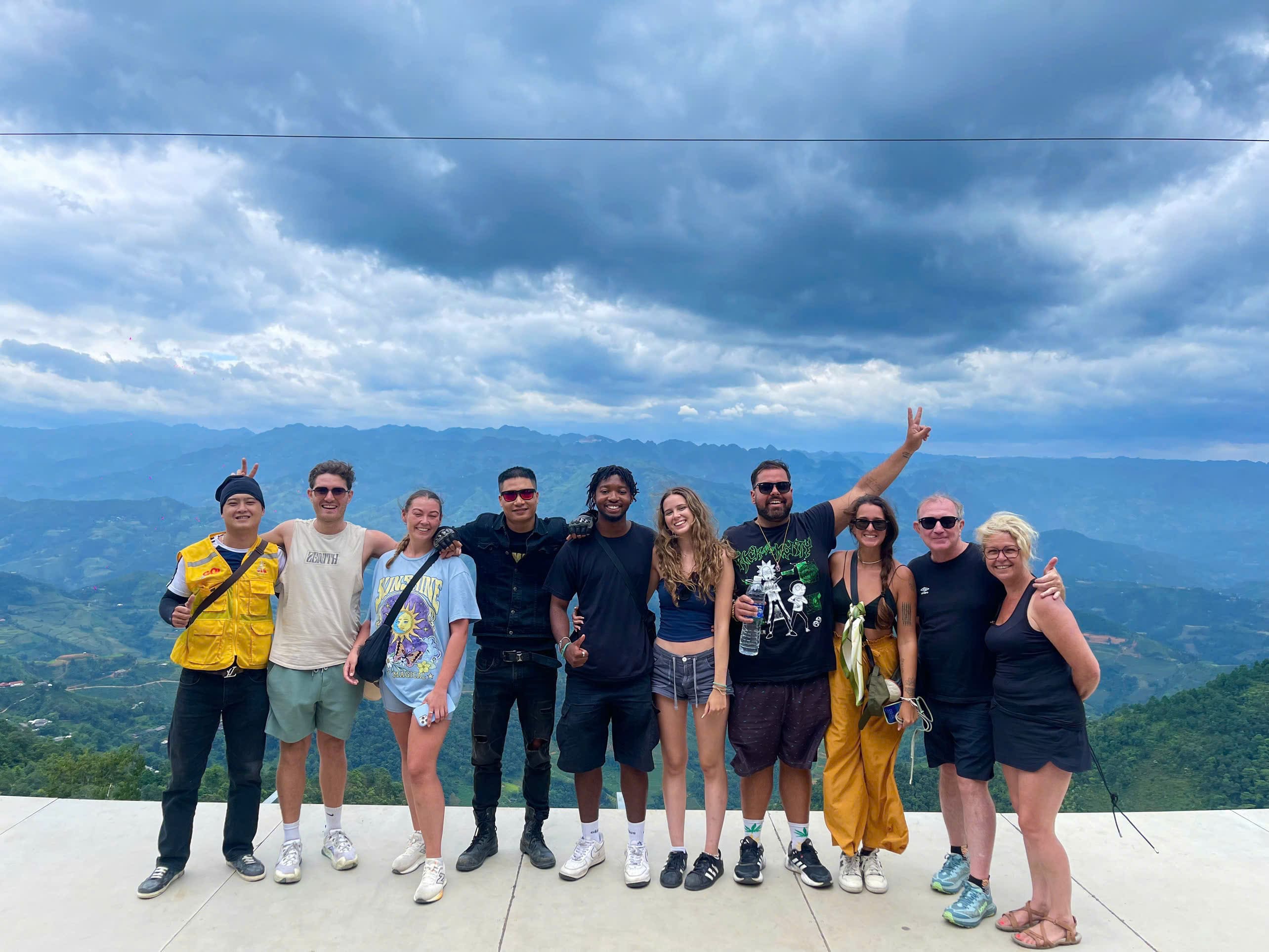 Stop by Tam Son Town and enjoy lunch in Yen Minh - Explore Tham Ma Pass, Pho Cao Village, Lung Cam Cultural Village, and the H’mong King Palace