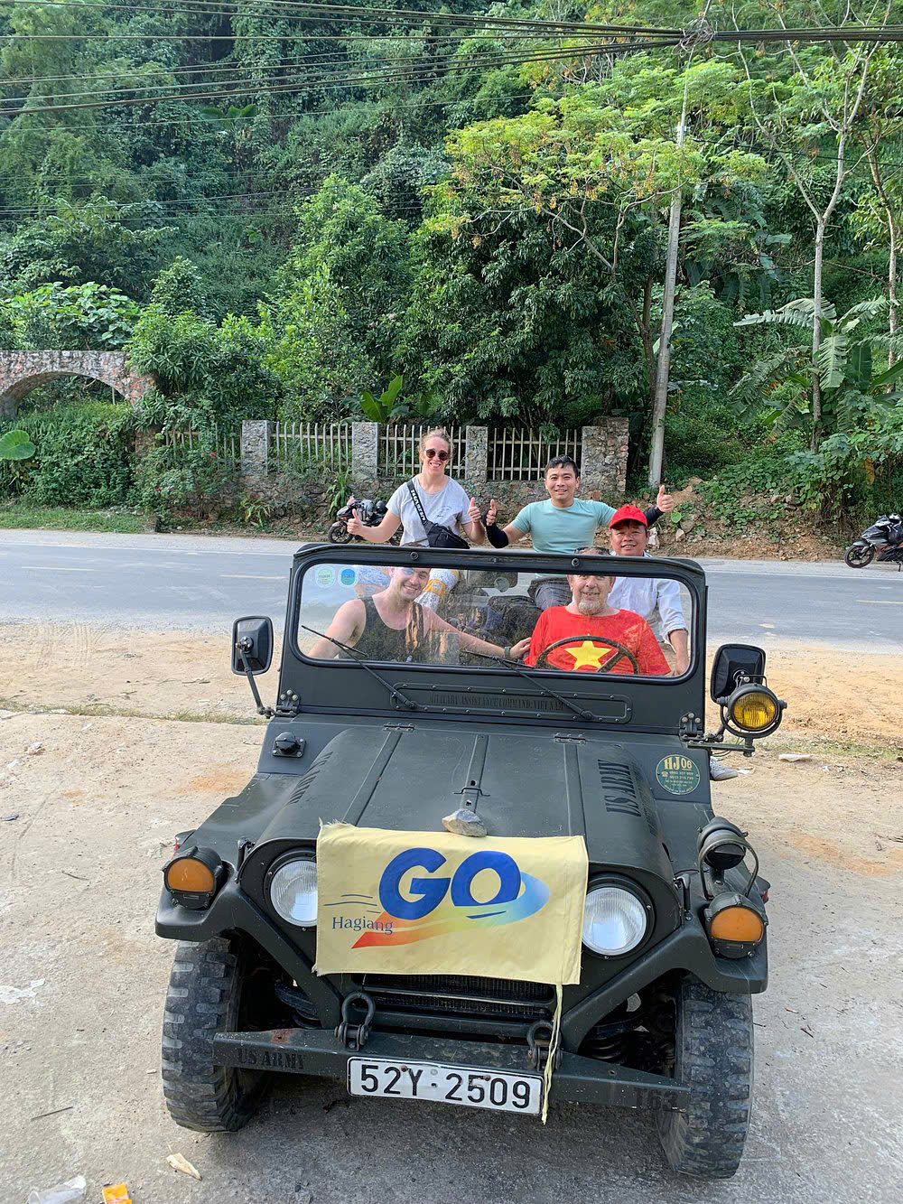Ha Giang Loop by Jeep Tour